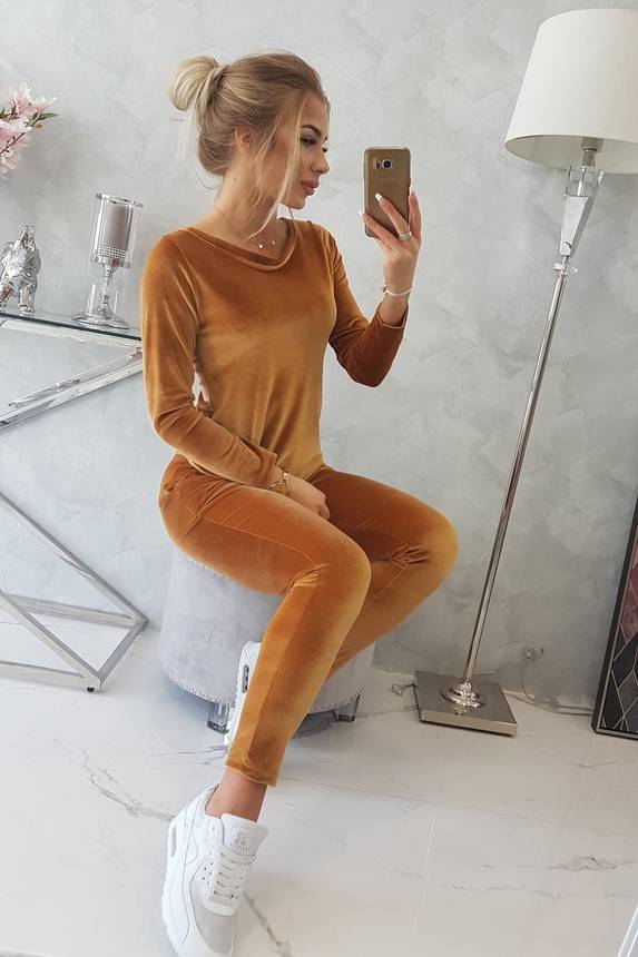 #trendy velúrová súprava 9246